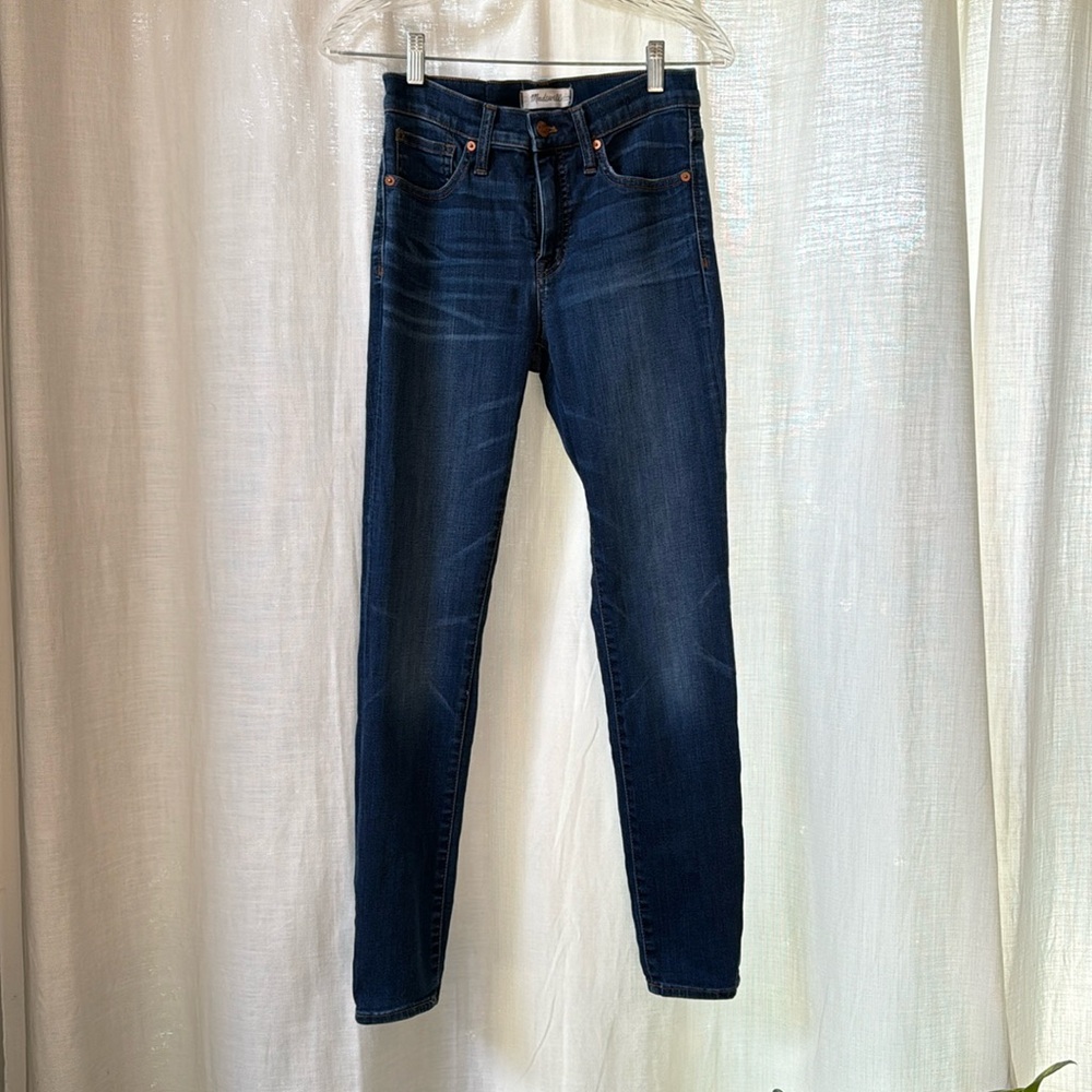 Women’s Madewell size 2, 9” high rise skinny jeans